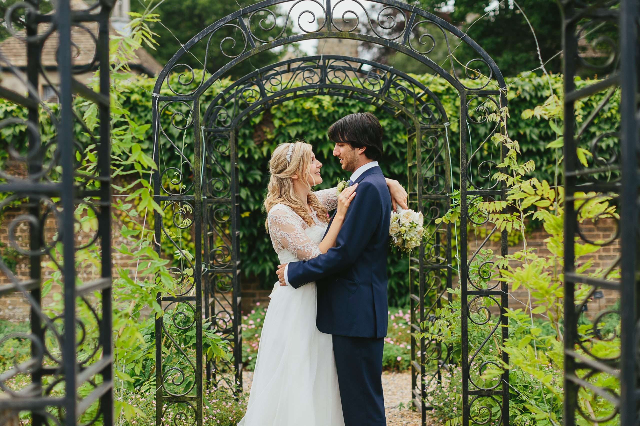 Wakehurst Place wedding - Kate & Darren